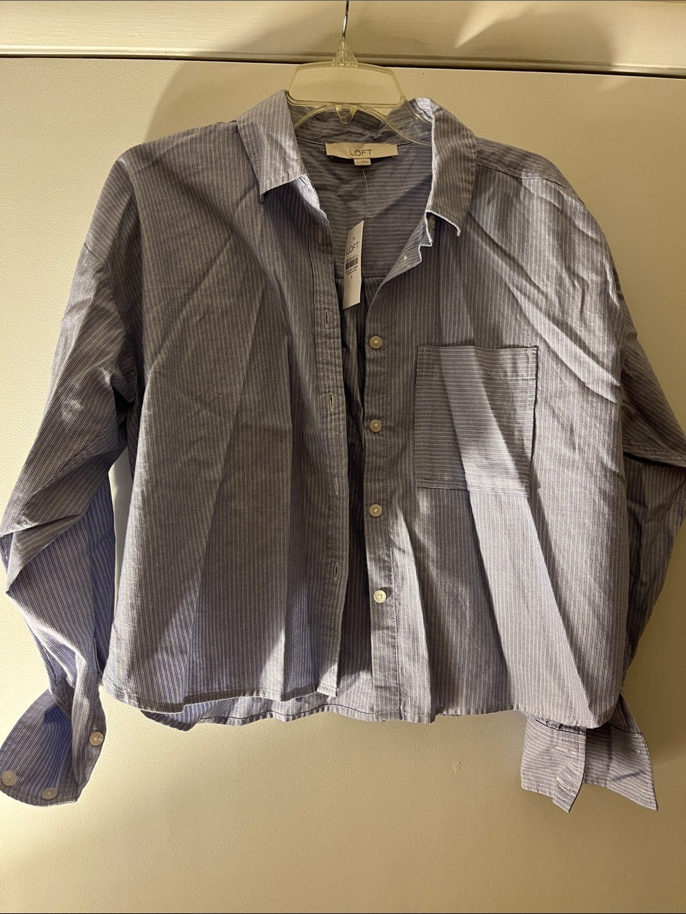 LOFT women’s cropped Light Blue Pinstripe Casual Button-Down Shirt
